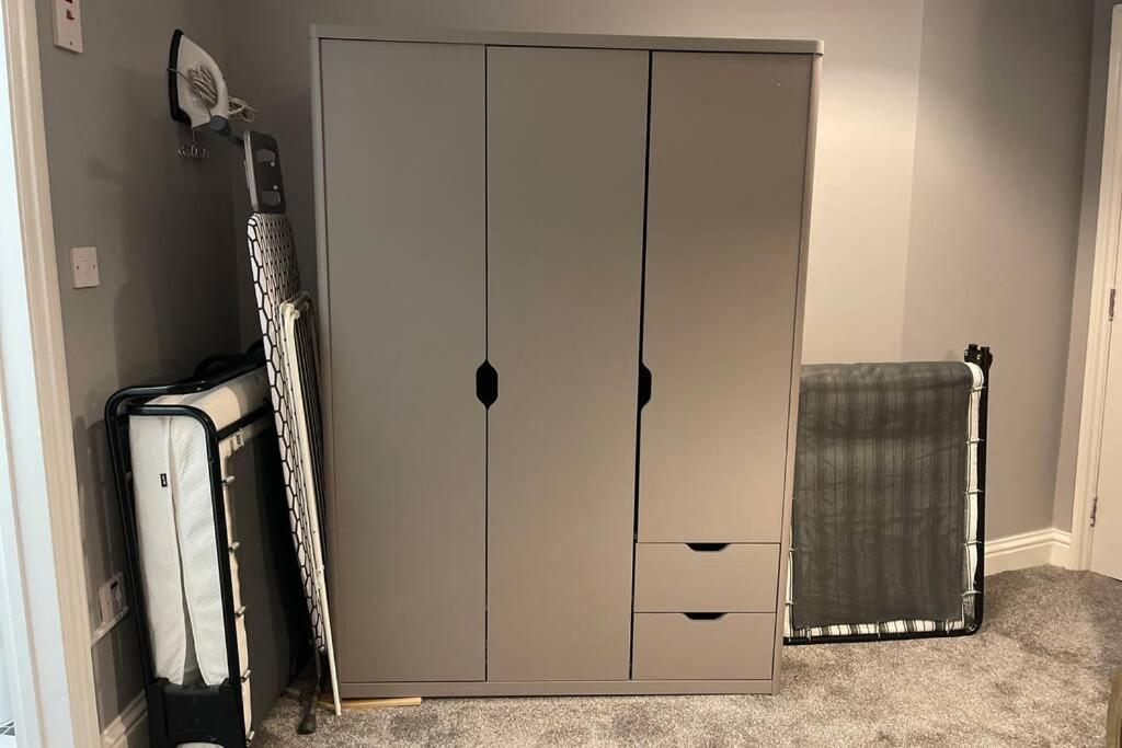 Spacious, Bright Twin Studio Apartment London Exterior photo